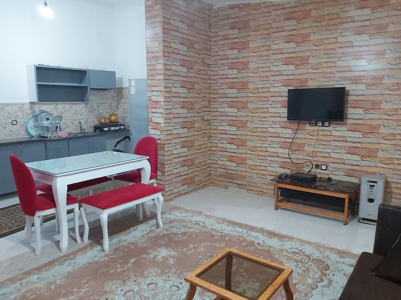 سوئیت یک خوابه گلها 1