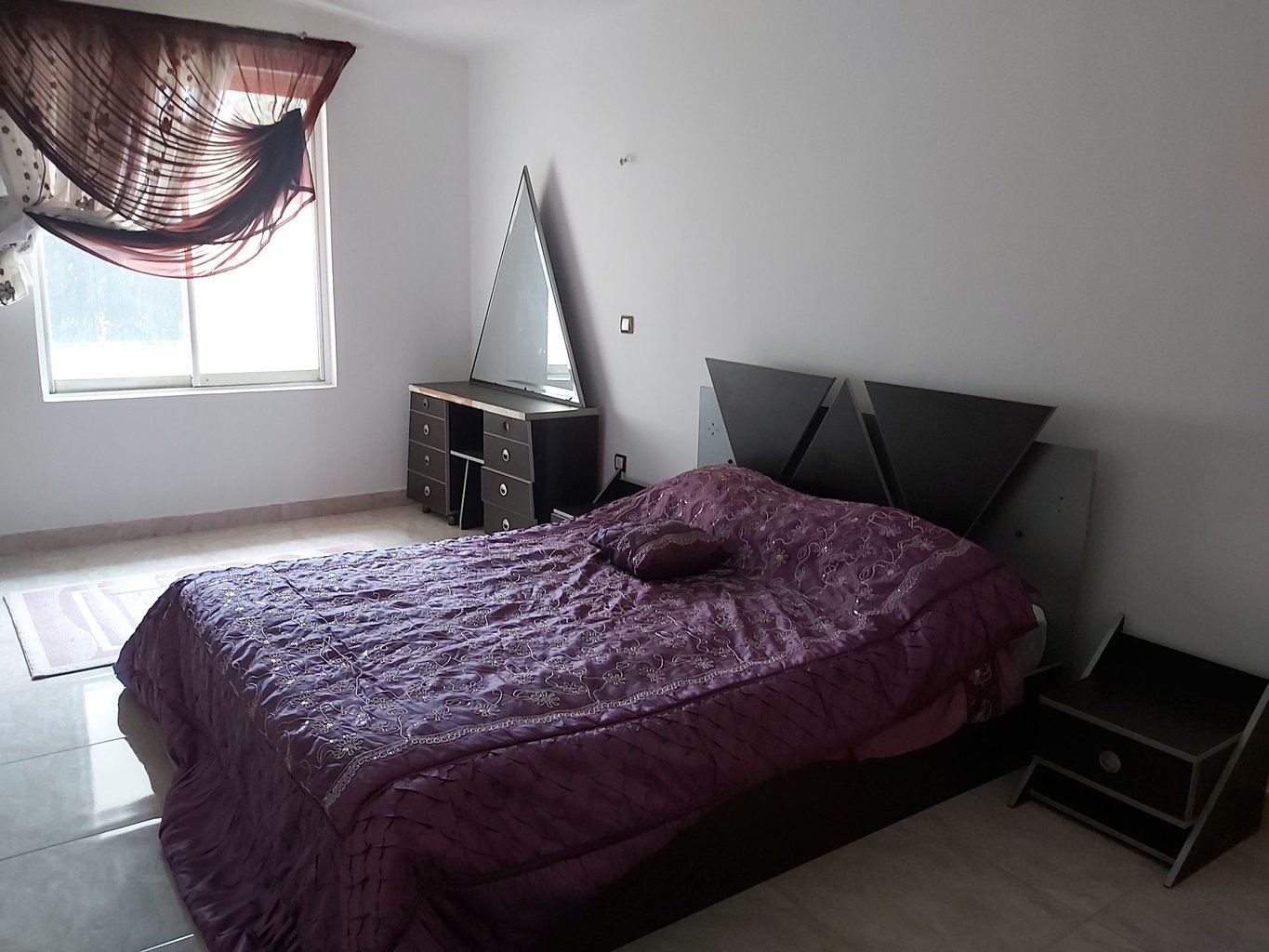 سوئیت یک خوابه سجاد