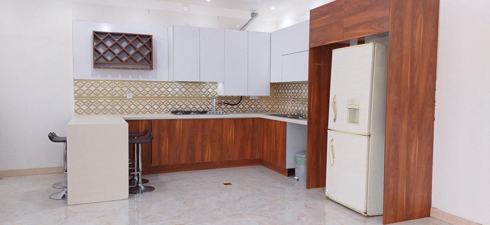 دوخوابه استخردار باغ سناتور