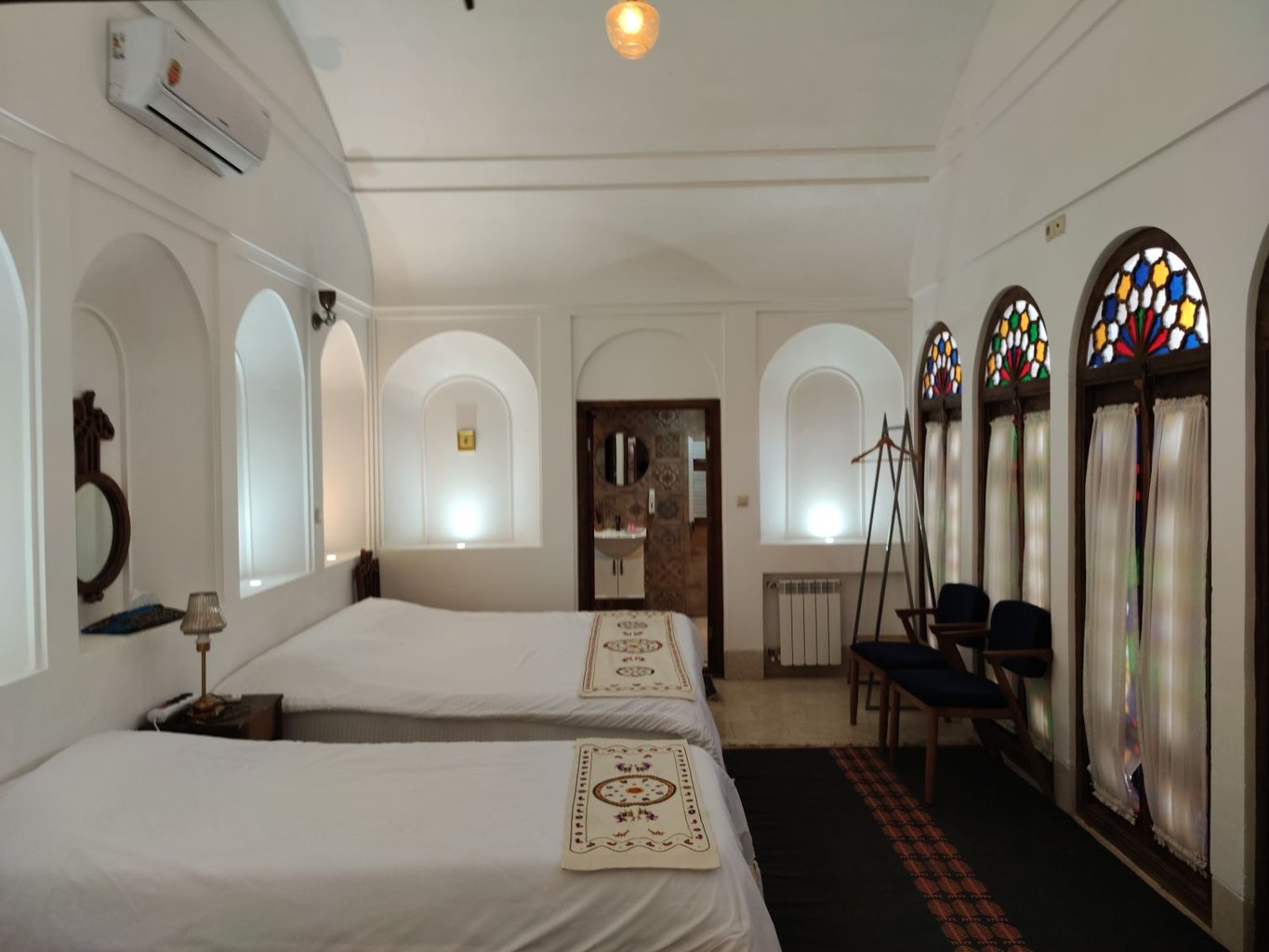 عزیز خان - واحد هور