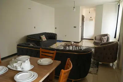 آپارتمان دوخوابه هجرت - واحد 213