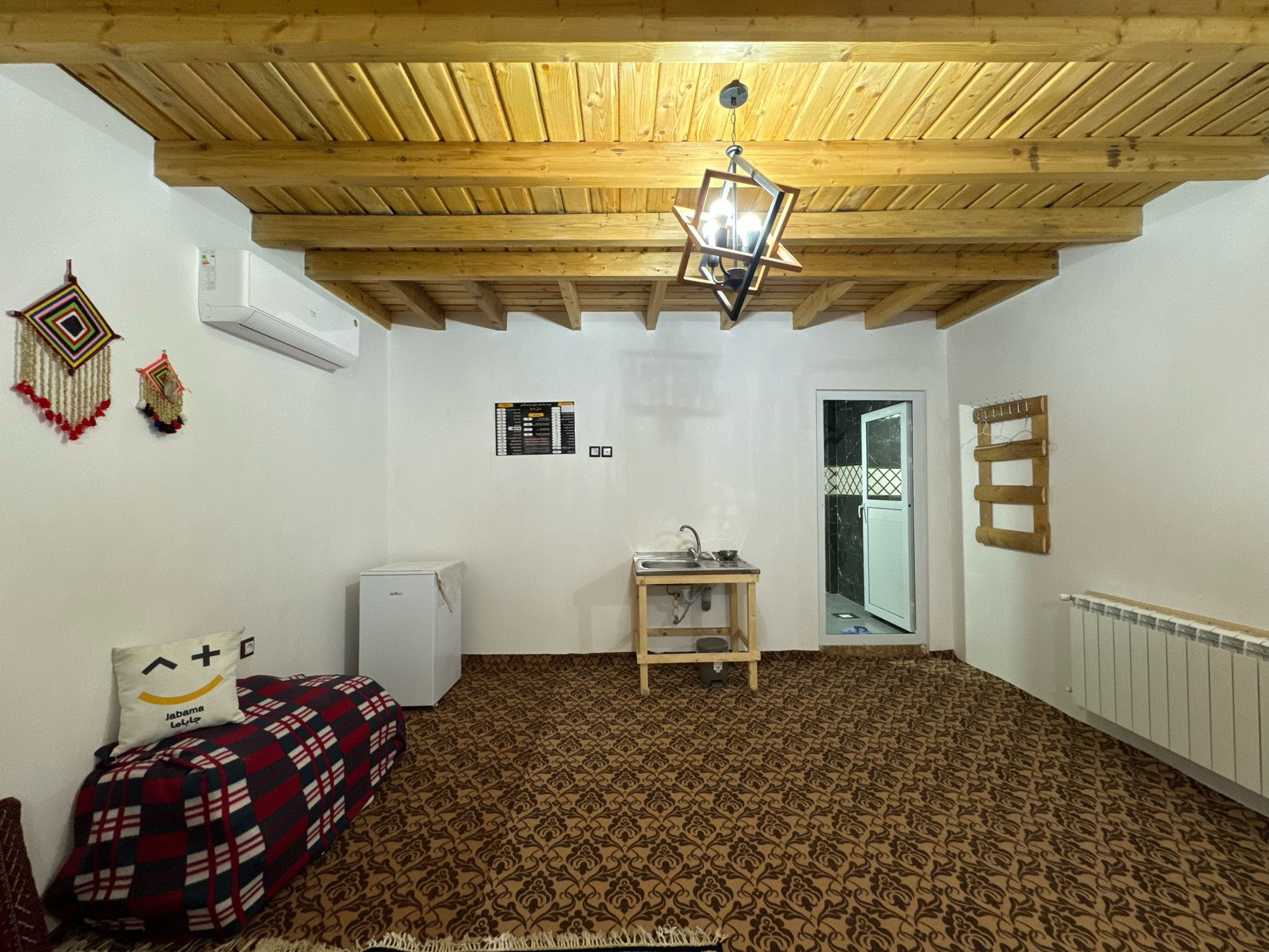 بوم گردی دیل وا - واحد درفک