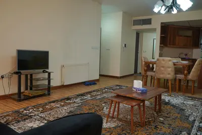 آپارتمان دوخوابه هجرت - واحد 107