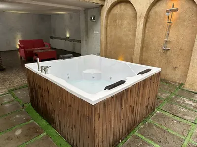 کلبه یک خوابه سوئیسی توسکا لفور