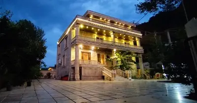 ویلا پنج خوابه جنگلی استخردار آبگرم یاسر