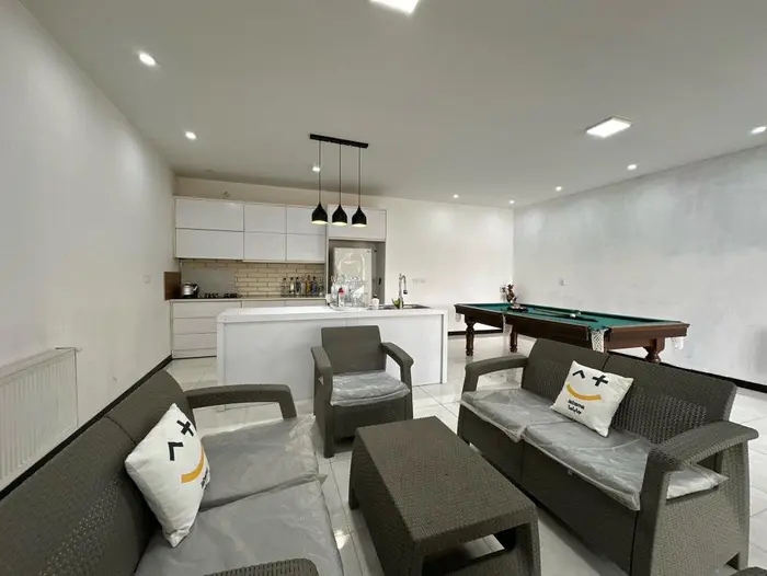 ویلا دوخوابه استخردار آبگرم آرتین