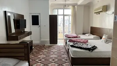 مسافرخانه محسن - واحد پنج تخته 106