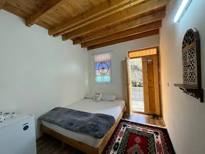 بومگردی سرای بابا شیخ علی - واحد بنفشه