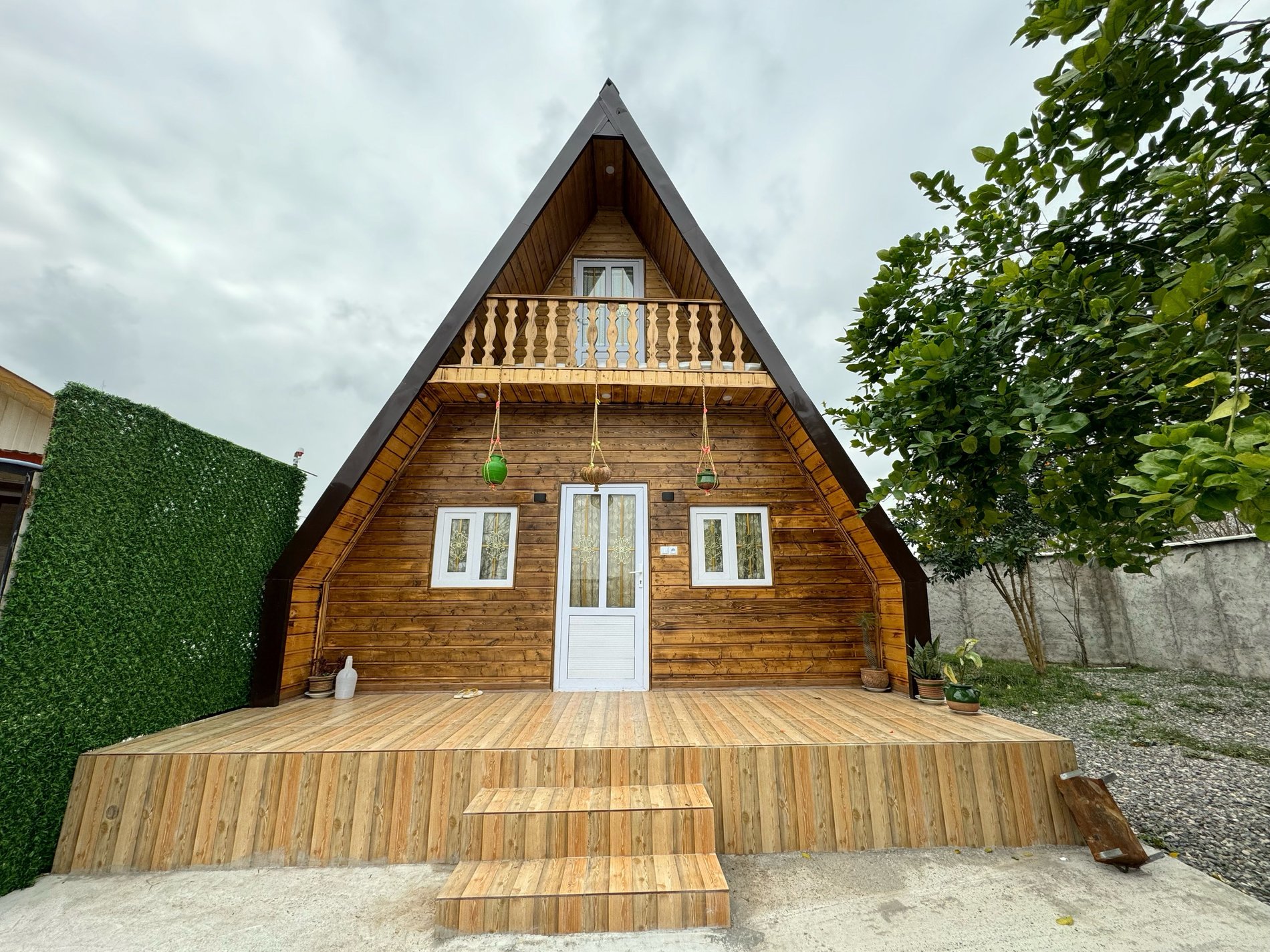 دوخوابه لیلی ماه