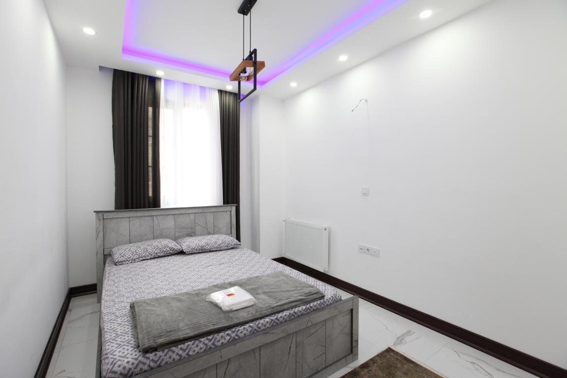 آپارتمان سه خوابه ساحلی روما