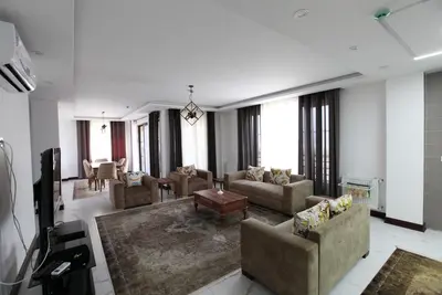 آپارتمان سه خوابه ساحلی روما