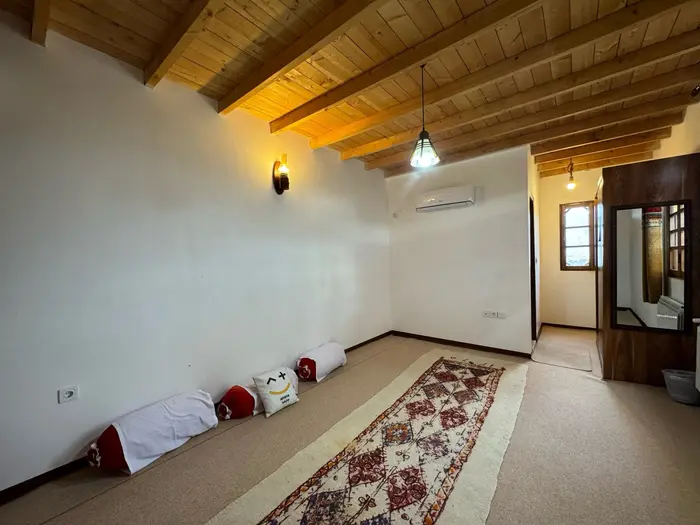 مروارید - واحد ماه خانم