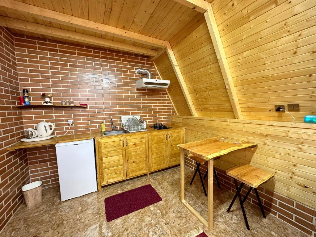 یک خوابه جکوزی دار سوئیسی سالار 2