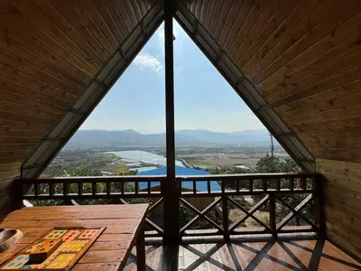 کلبه یک خوابه چوبی اتر