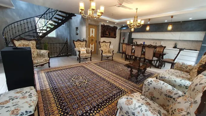 ویلا دوخوابه تریپلکس استخردار آبگرم زنبق