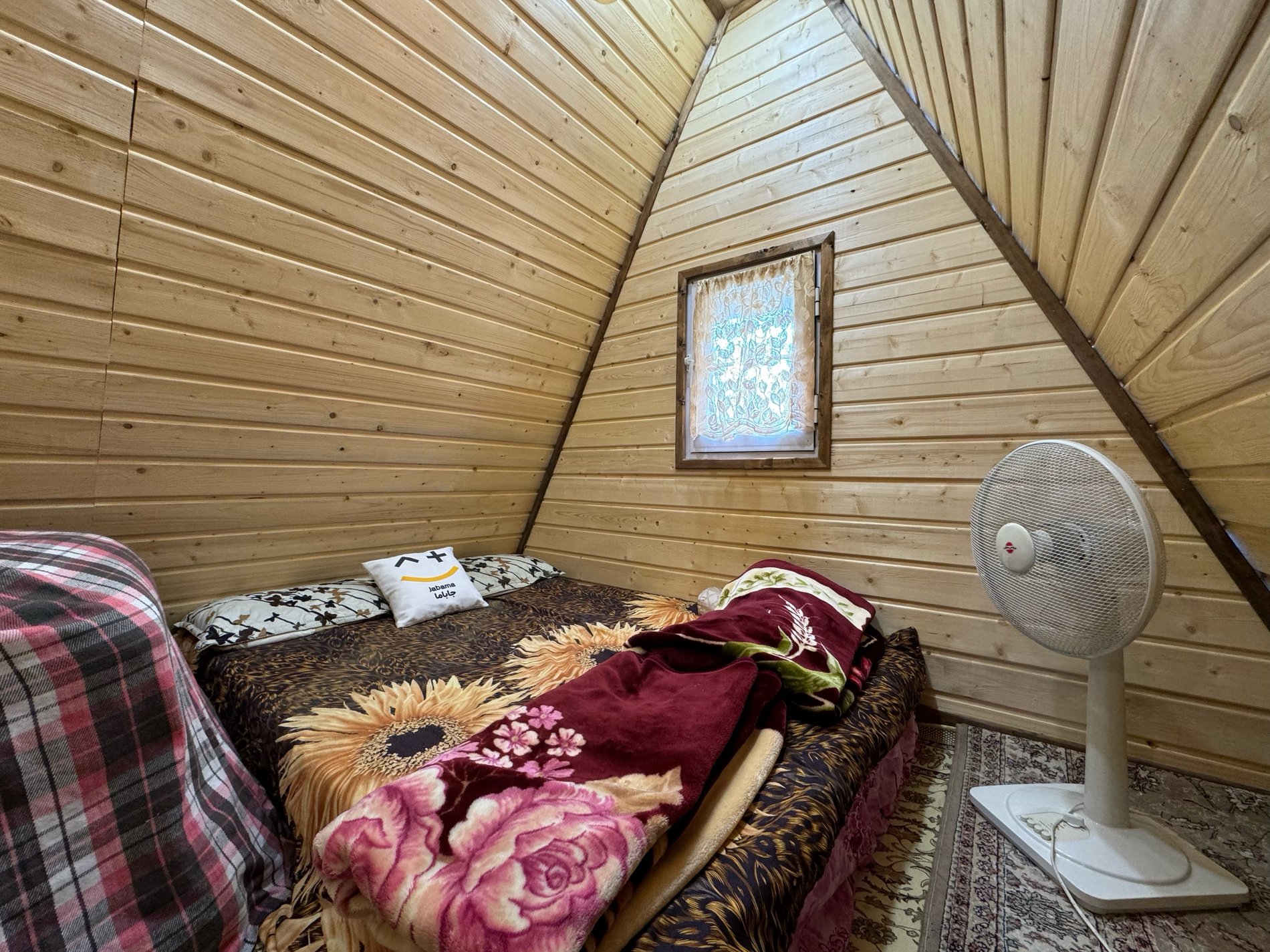 دوخوابه لیلی ماه