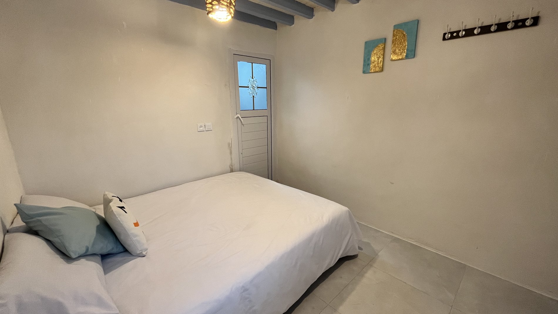 گل ابریشم - واحد مُغ