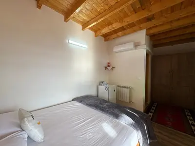 بومگردی سرای بابا شیخ علی - واحد شقایق