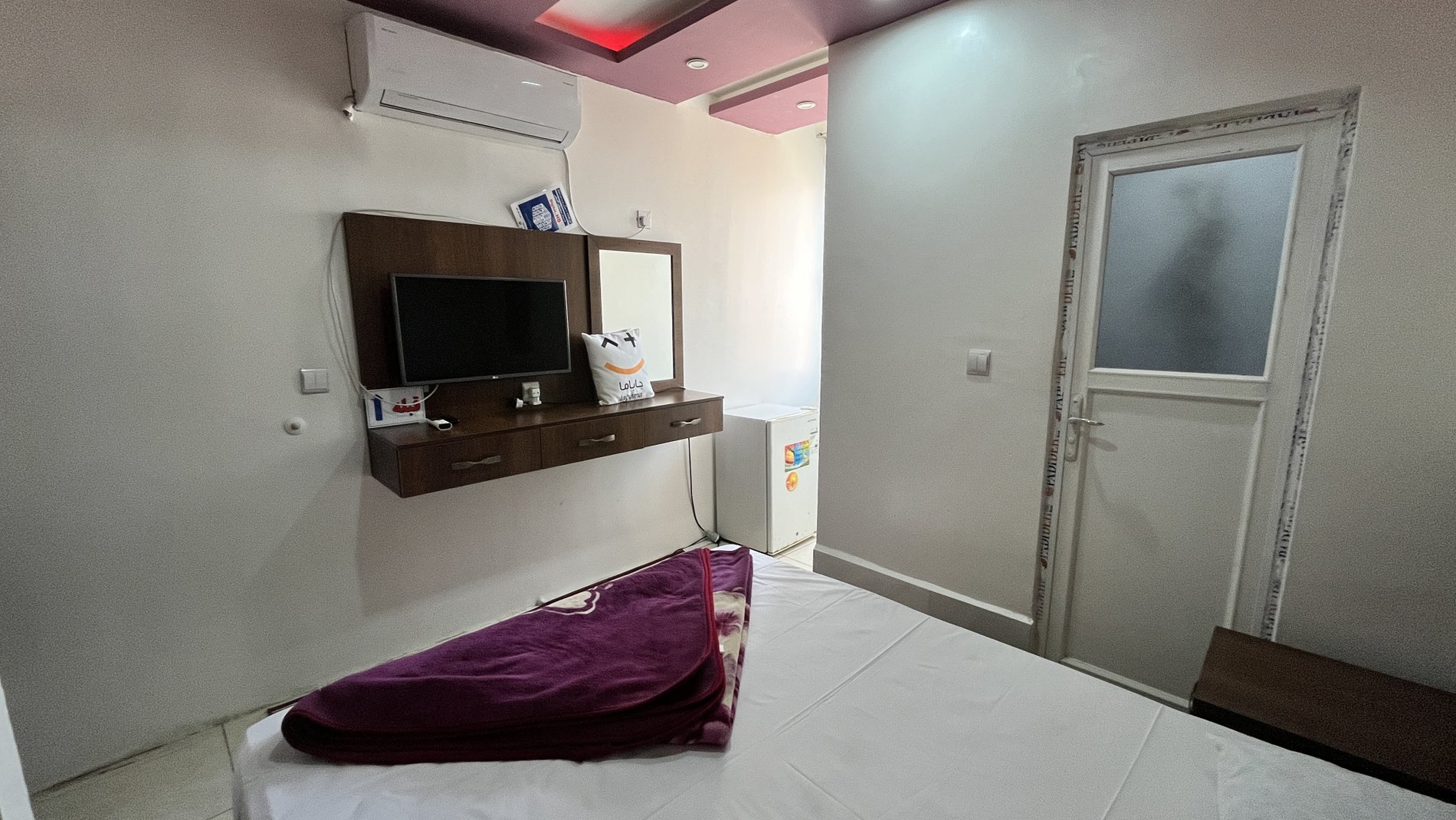 مسافرخانه محسن - واحد دوتخته 204