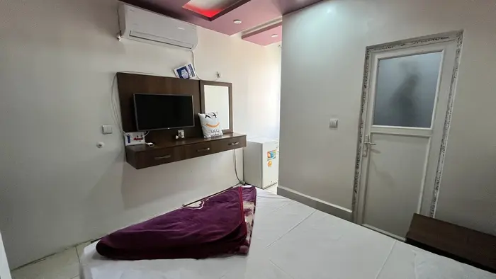 مسافرخانه محسن - واحد دوتخته 204