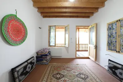 بومگردی عمارت گلسرا - واحد ۱