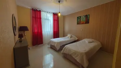 آپارتمان دوخوابه قصر شریعتی واحد 2