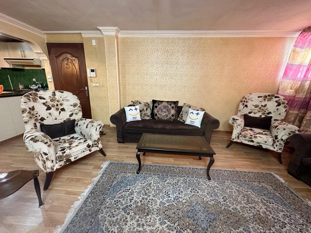 آپارتمان یک خوابه انوشیروان 1 پونک