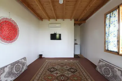 بومگردی عمارت گلسرا - واحد ۶