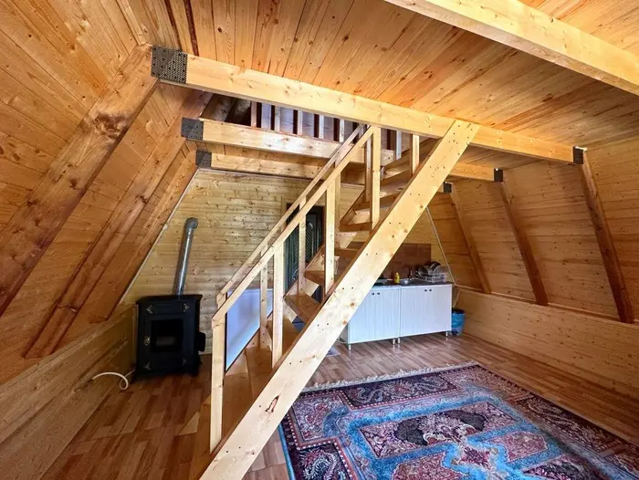 کلبه فلت سوئیسی برکه ۵