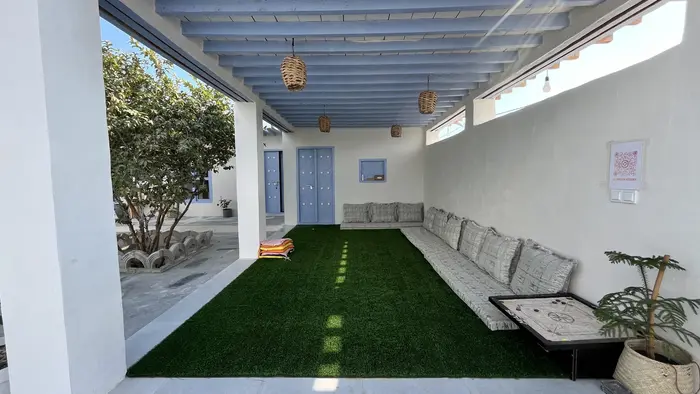 بوم گردی گل ابریشم - واحد زیتون