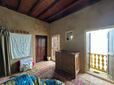 بومگردی آشیانه عقاب - واحد خان