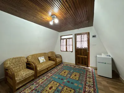 کلبه یک خوابه سوئیسی کوهپایه