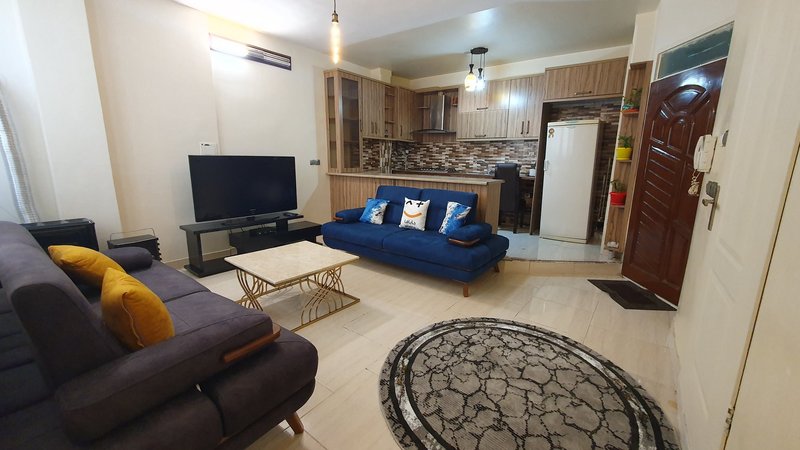 آپارتمان یک خوابه جکوزی دار یادگار امام