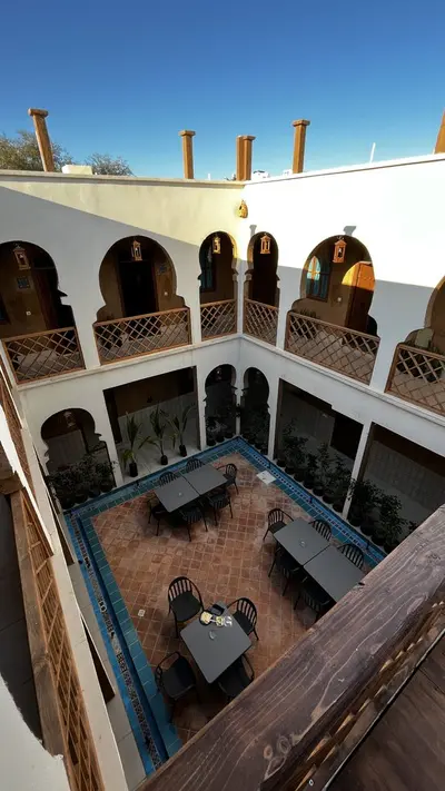 مجتمع اقامتی دال - واحد سه تخته 202