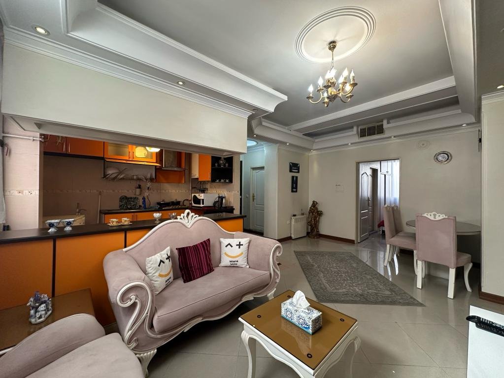 آپارتمان یک خوابه همیلا پونک ۱