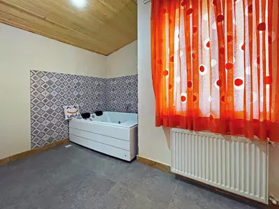 کلبه یک خوابه جکوزی دار آرتاویل 1