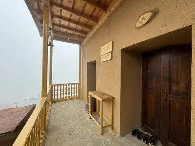 بومگردی آشیانه عقاب - واحد خان