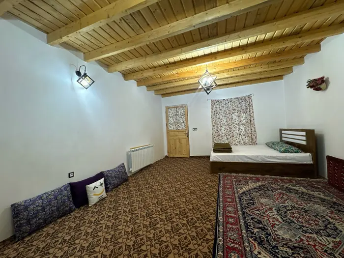 بوم گردی دیل وا - واحد درفک