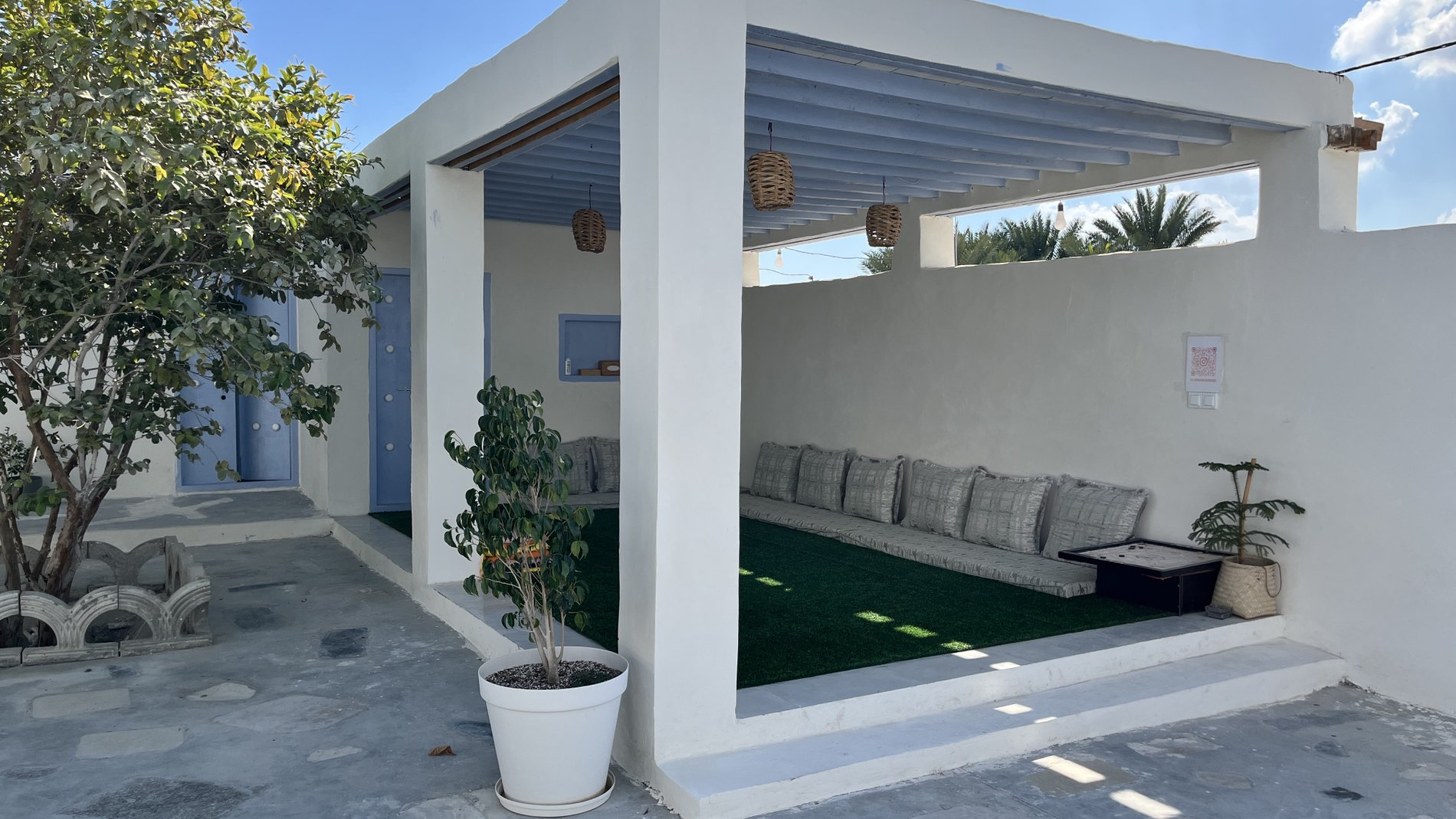 بومگردی گل ابریشم - واحد کِرَت