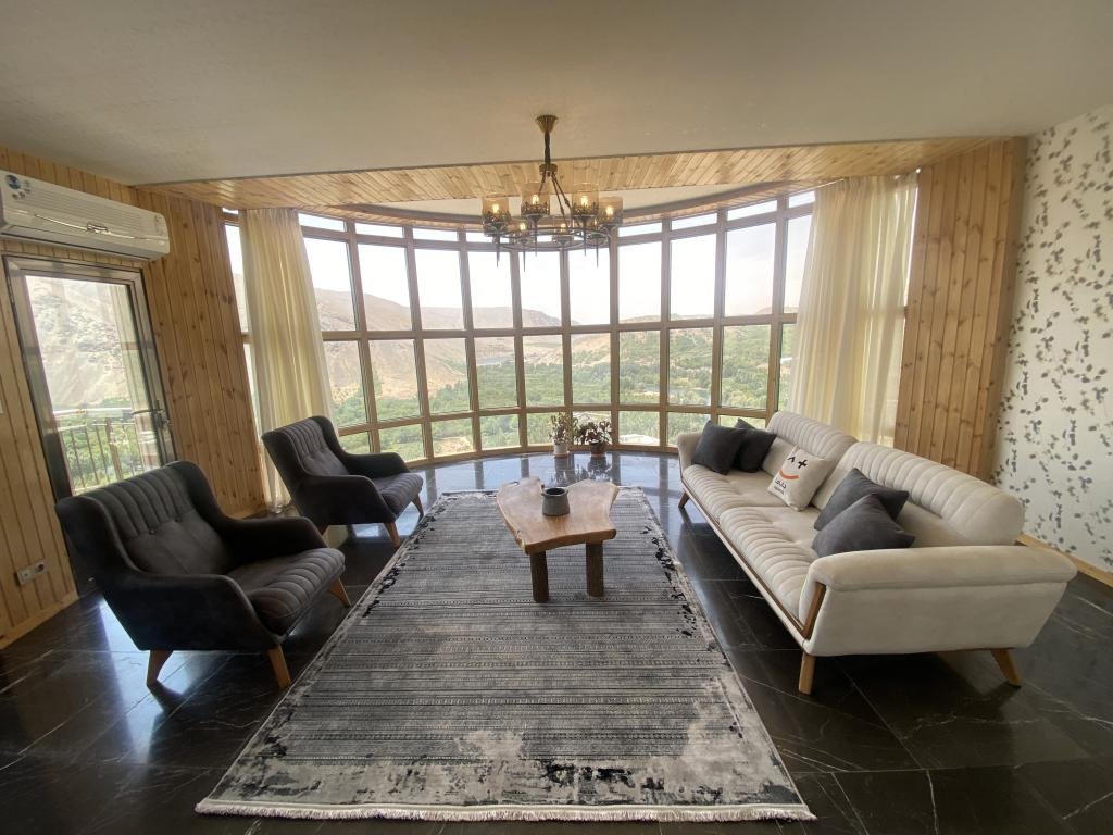 یک خوابه تاج محل زاینده رود