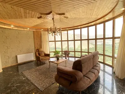 آپارتمان یک خوابه تاج محل زاینده رود ۳