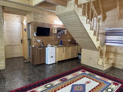 کلبه دوخوابه جکوزی دار سوئیسی ماه لفور