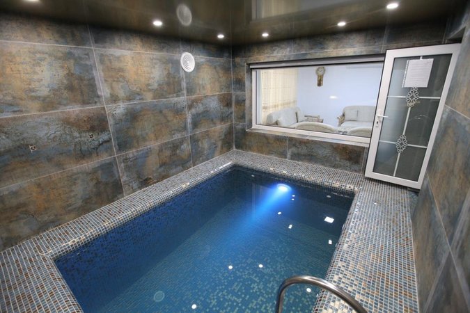 ویلا یک خوابه استخردار آبگرم آرامش پلاس