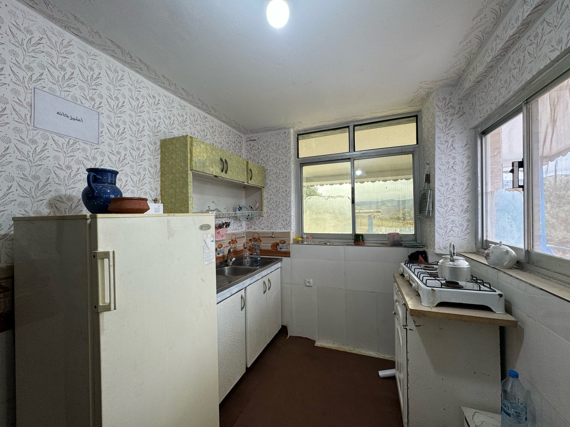 اقامتگاه سنتی ماهان - واحد اطلس 1