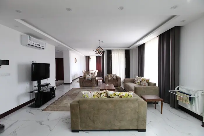 آپارتمان سه خوابه ساحلی روما