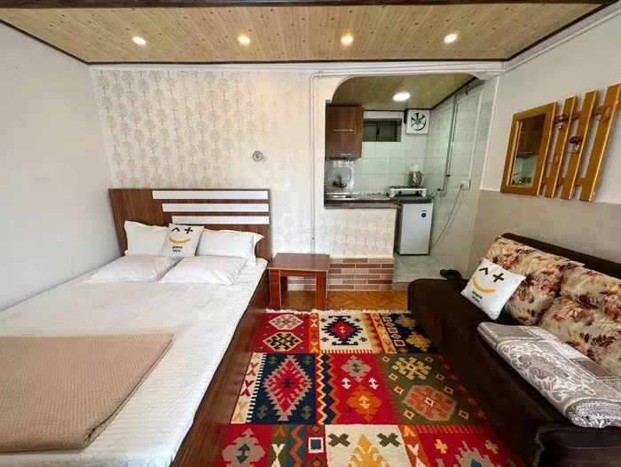 سوئیت فلت ساحلی یکتا واحد سه تخته 1