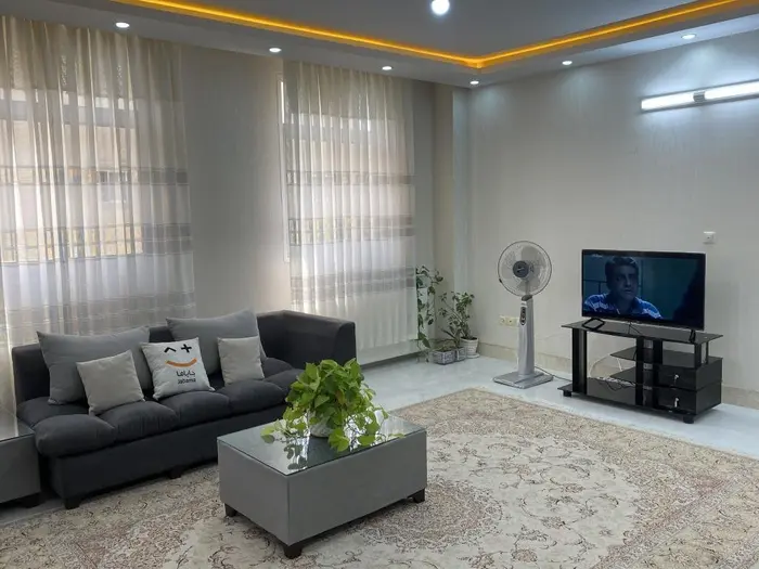 آپارتمان دوخوابه دیپلماتیک هشت بهشت