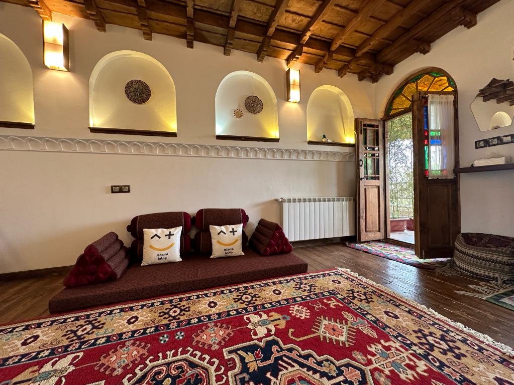 استارسو - واحد عمارت پرندگان پاپلی