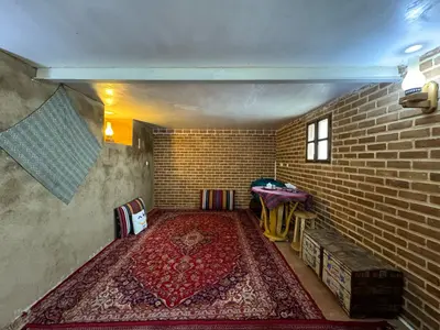 بومگردی آشیانه عقاب - واحد پیدایش