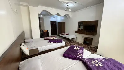 مسافرخانه محسن - واحد پنج تخته 206